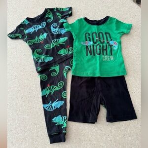 Toddler boys Carters pajama set size 2T